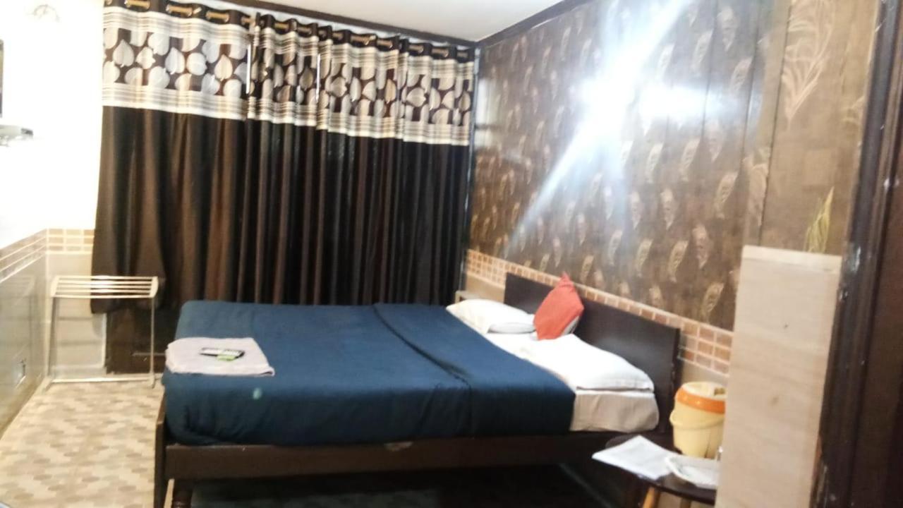 דהראדון Hotel O Hya'S Homestay מראה חיצוני תמונה