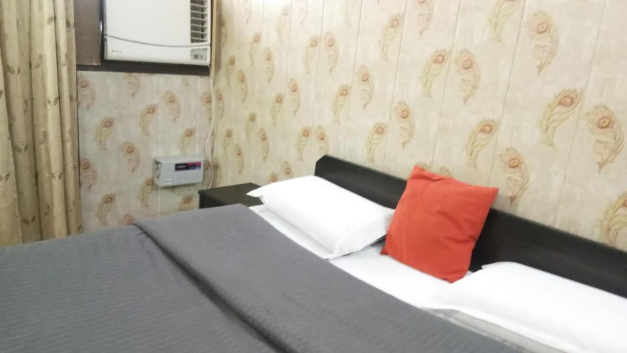 דהראדון Hotel O Hya'S Homestay מראה חיצוני תמונה