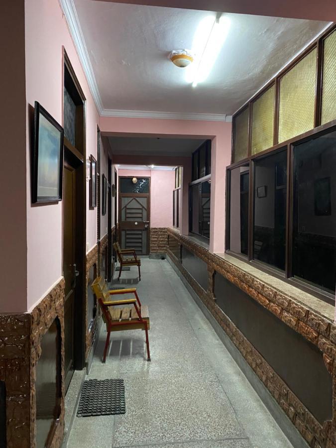 דהראדון Hotel O Hya'S Homestay מראה חיצוני תמונה