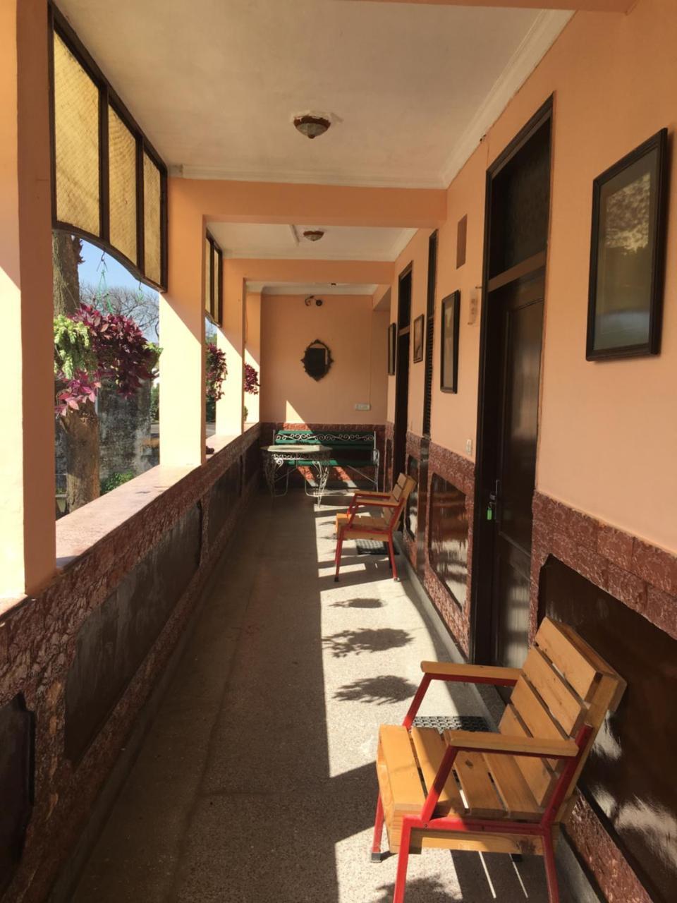 דהראדון Hotel O Hya'S Homestay מראה חיצוני תמונה