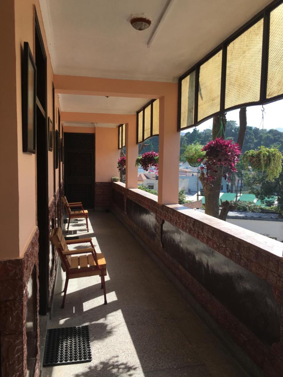 דהראדון Hotel O Hya'S Homestay מראה חיצוני תמונה