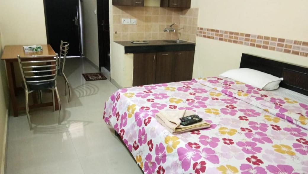 דהראדון Hotel O Hya'S Homestay מראה חיצוני תמונה